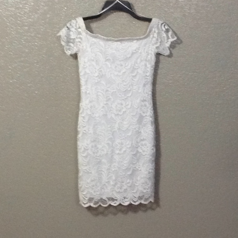 Ambiance lace dress